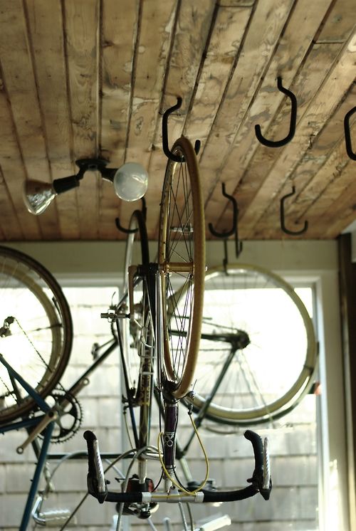 Uchytenie bicykla na strop