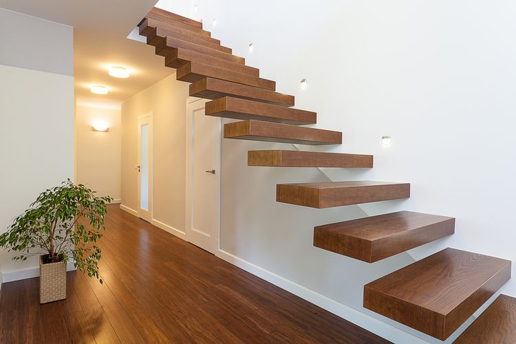 Drevené schodisko ako súčasť dizajnu domu