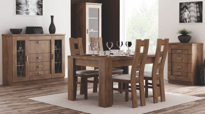 Jedálenský stôl a stoličky do obývačky