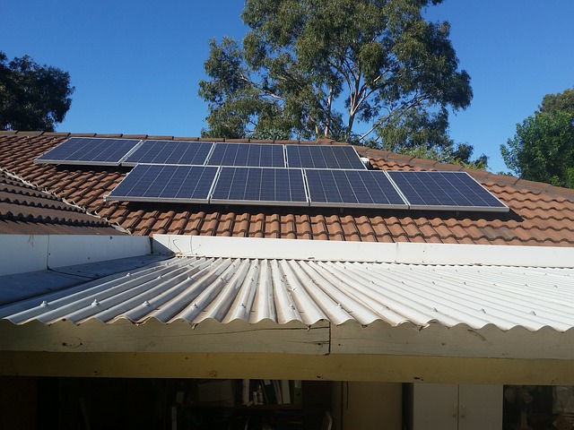 Solárne panely na streche