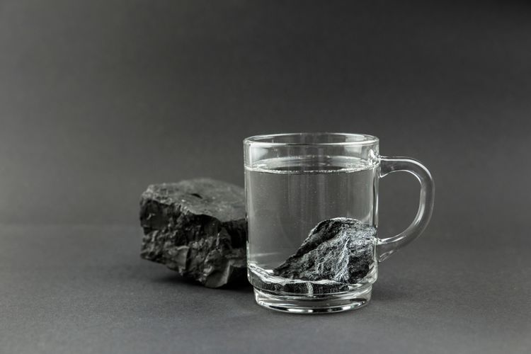 Šungit - minerál na čistenie vody