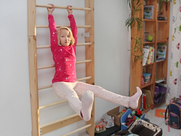 Drevené rebriny do detskej izby na cvičenie