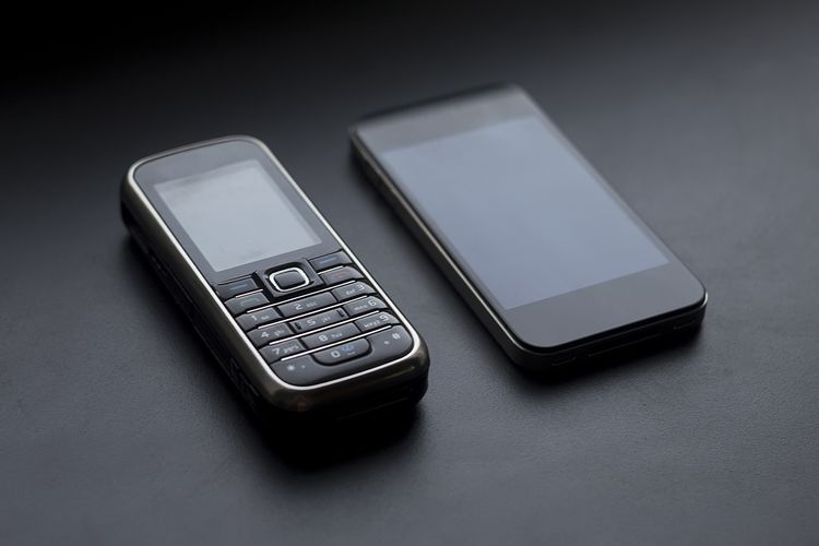 Starý vs nový mobilný telefón