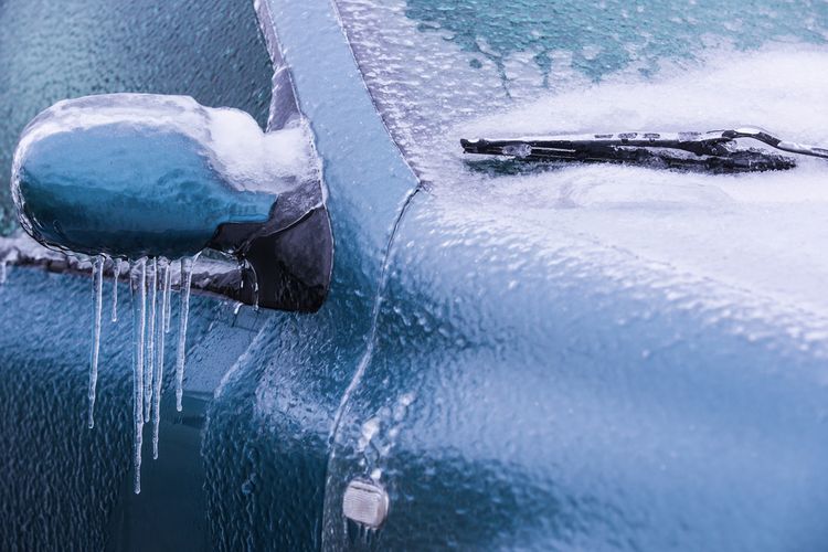 Zamrznuté auto
