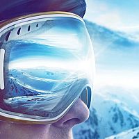 Najlepšie lyžiarske okuliare podľa testu: Fotochromatické do hmly či s vymeniteľnými sklami?