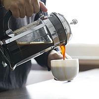 French press – najlacnejší kávovar na prípravu kávy a čaju