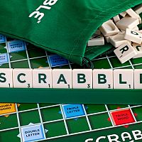 Slovenská verzia hry Scrabble Original prináša hodiny zábavy pre každého