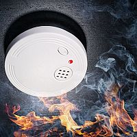Ako vybrať detektor dymu, plynu, vody či CO? Najlepšie domáce hlásiče požiaru podľa testov majú aj wifi