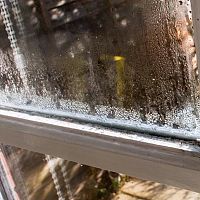 Ako zabrániť roseniu okien. Čo robiť, aby sa okná nerosili