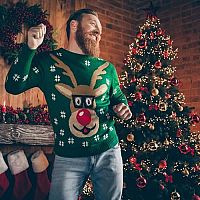 Pánsky vianočný sveter so sobom