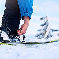 Ako vybrať obuv na snowboard. Snowboardové topánky s viazaním boa či rýchloupínací systém?
