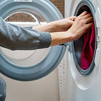 Parné pranie – výhody, nevýhody, skúsenosti, diskusia. Parné práčky ponúka Bosch, AEG, Electrolux aj Beko