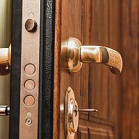 Bezpečnostné dvere Sherlock, Adlo alebo Securido? Ktoré sú najlepšie?