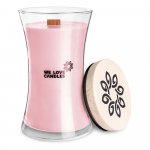 Sviečka zo sójového vosku We Love Candles Ivory Cotton, doba horenia 150 hodín