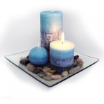 TORO Darčekový set 3 sviečky, vôňa čučoriedka, na sklenenom podnose s kameňmi